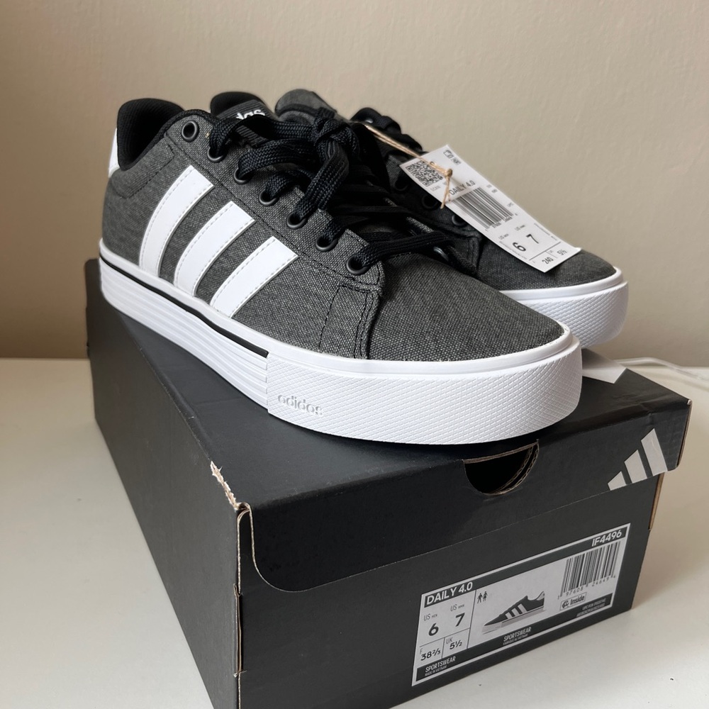 Adidas Daily 4.0 Men’s Casual Sneaker - Gray/White